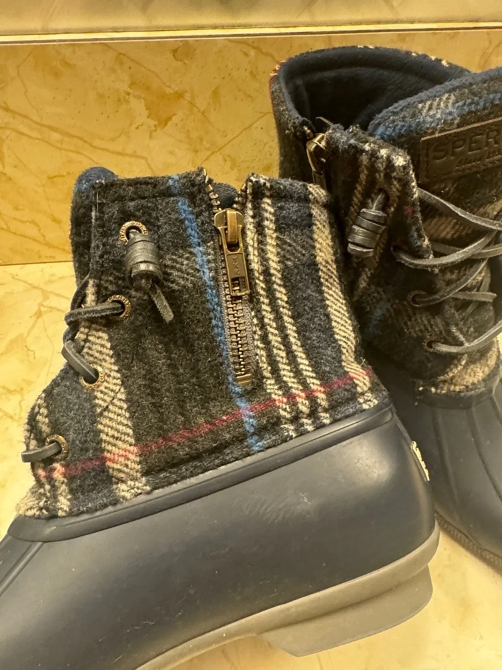 Sperry Navy & Gray wool plaid Saltwater Rubber Rain Duck Boots women’s 7.5